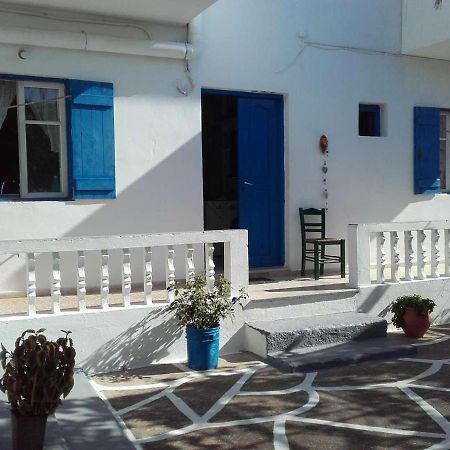 Nikos Apartments Lefkos  Exteriör bild