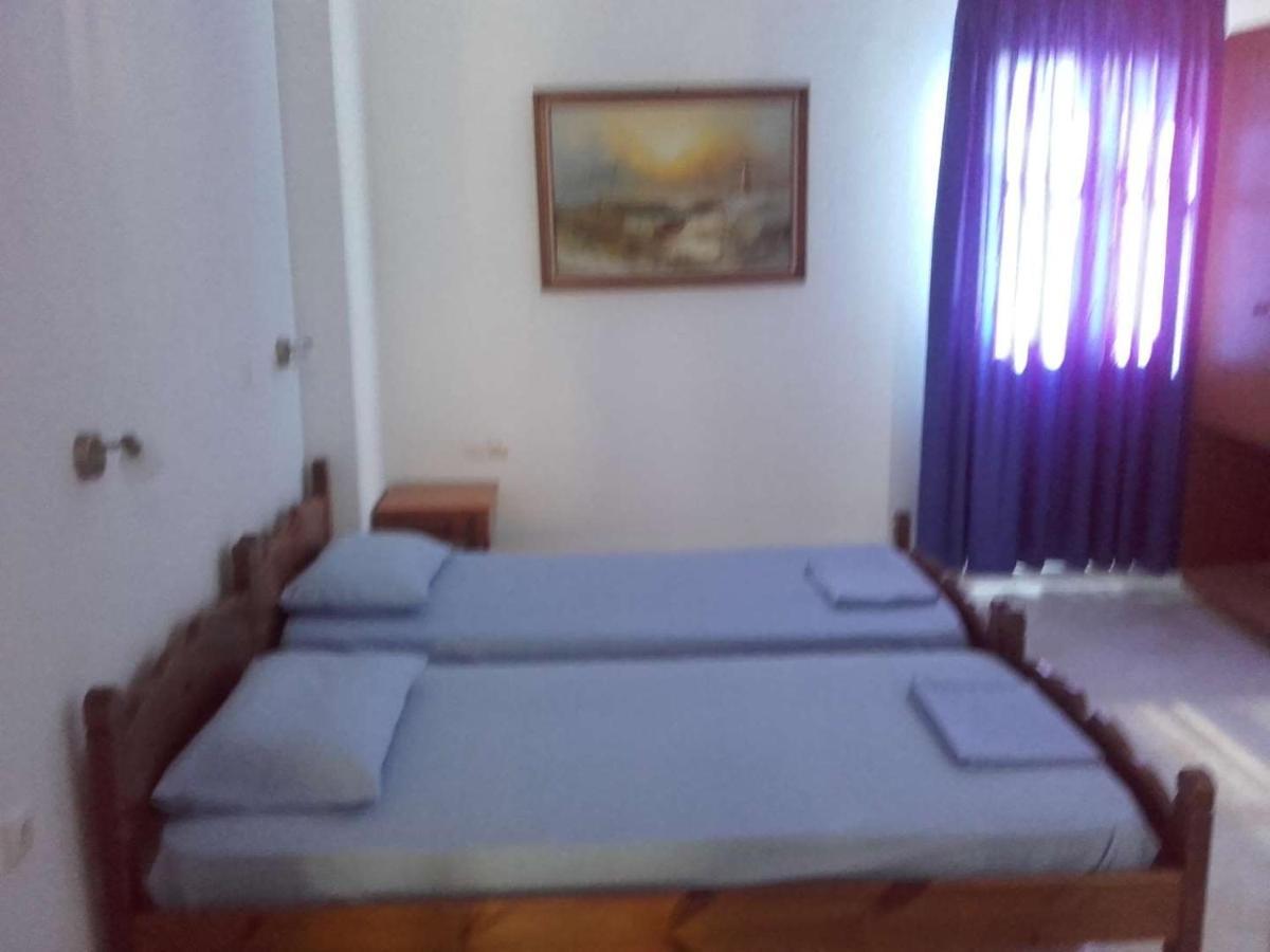 Nikos Apartments Lefkos  Exteriör bild